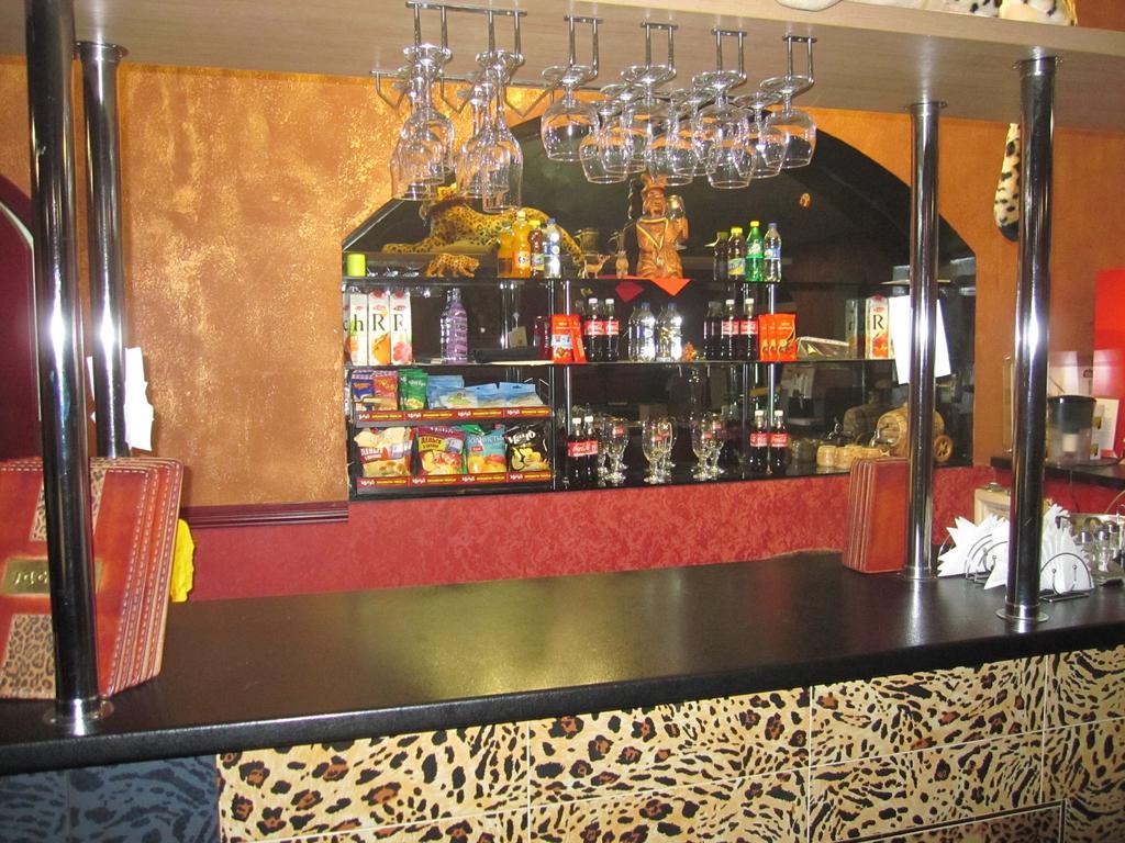 خاركيف Jaguar Hotel Complex المظهر الخارجي الصورة